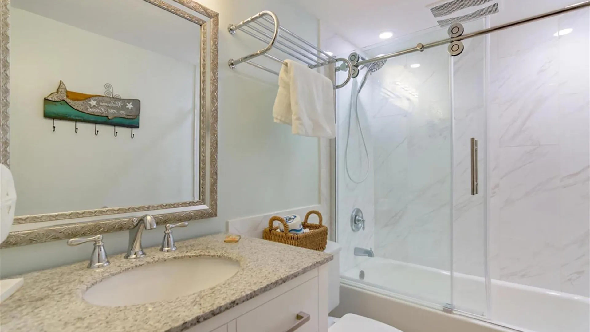 Shoreline Towers 1073 Destin Holiday home