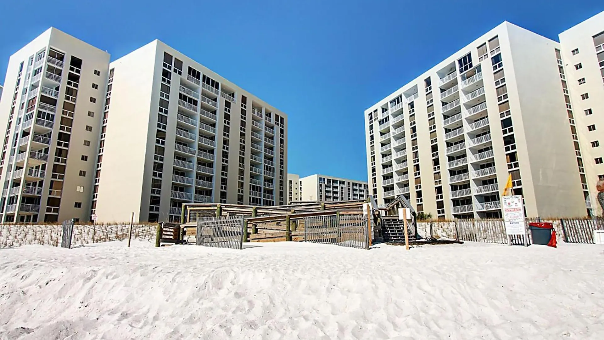 Shoreline Towers 1073 Destin Holiday home